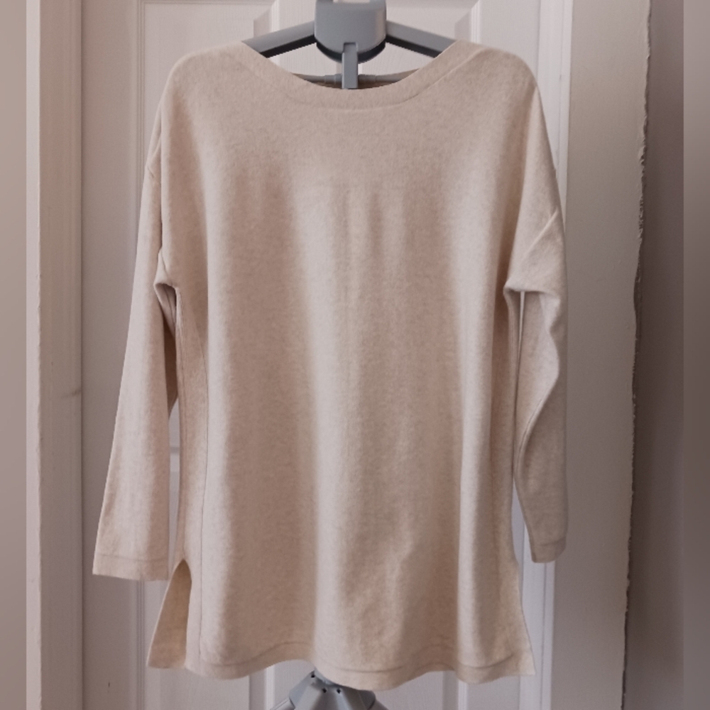 Gap Long Sleeve Loose Fit Lightweight Sweater (XL)